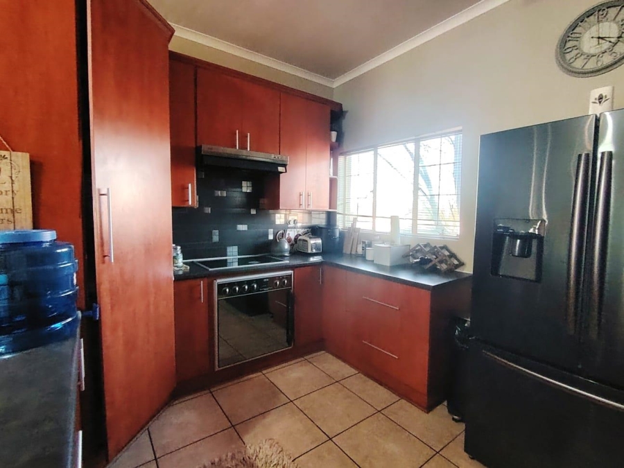 3 Bedroom Property for Sale in Langenhovenpark Free State